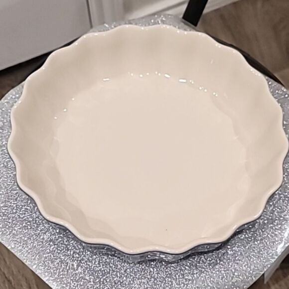 Henckels Ceramic Scalloped Pie Dish- Dark Blue - Picture 8 of 10